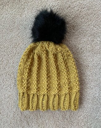 Barrels & Purls Hat -- a loom knit pattern