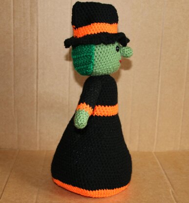 Amigurumi Witch Decoration