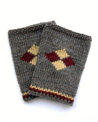 Harlequin House Mitts