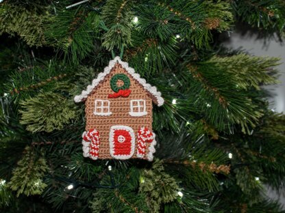 Gingerbread House Christmas Decor