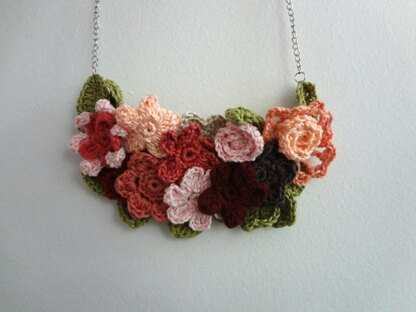 Summer Flower Necklace