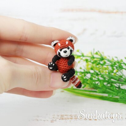 Micro Red panda