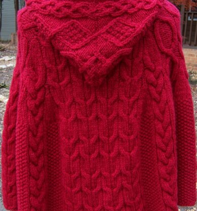 Nollag Seal (Christmas Shawl) cape