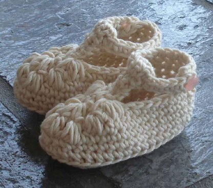 #86 Fancy Crocheted Baby Booties