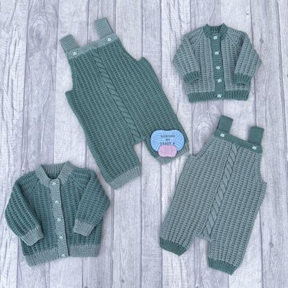 Laurel Baby Dungarees/ Overalls 16 & 18 inch chest. 0-3/3-6 mths knitting pattern