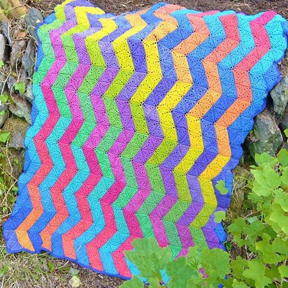 Zigzag Crochet Blanket