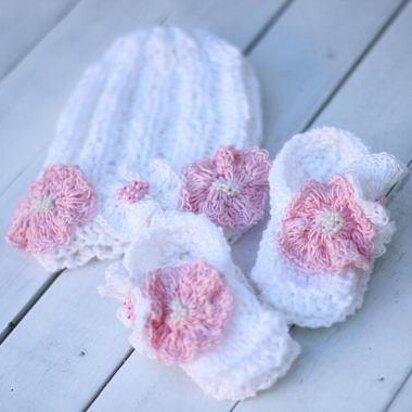 Lily baby knitted set