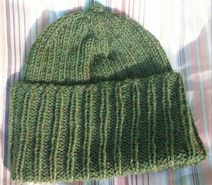 Super Simple Ribbed Hat