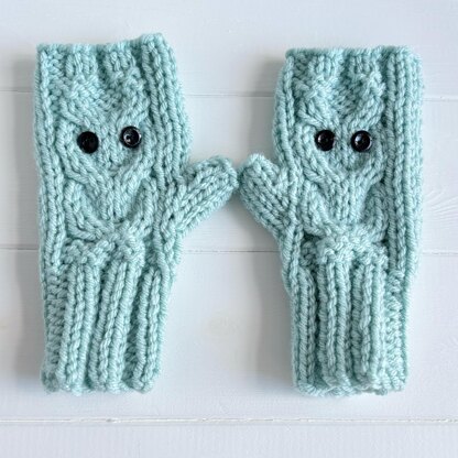'Owl fingerless mitts' 2yrs to adult