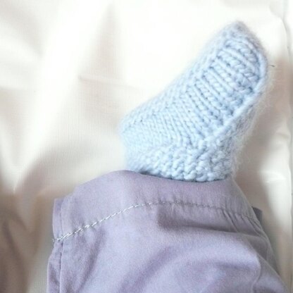 Simple Seamless Baby Boots