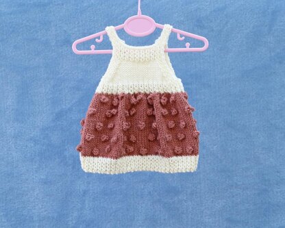 P124 Dolls Dresses