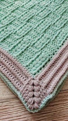 Puffs and hugs baby blanket