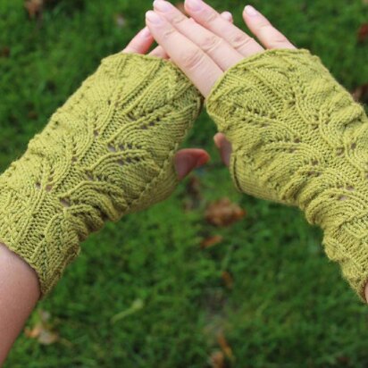 Green Fingers Fingerless Mitts