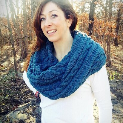 The Magical Twisted Cowl