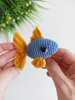 Crochet fish pattern, easy crochet small amigurumi fish