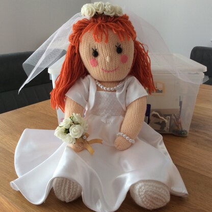 Wedding dolls for family