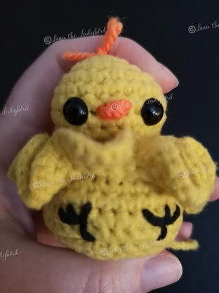 Larry the chick