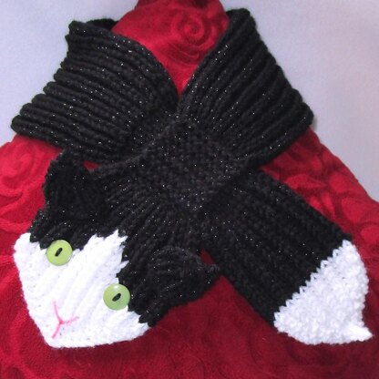 Kitty Keyhole Scarf