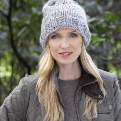 Simple Knit Hat in Lion Brand Wool-Ease Thick & Quick - L32214D