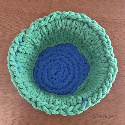 Finger Knit Basket