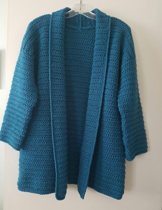 Easy 'n Comfy Lapel Cardi-Coat Crochet pattern by Nicole Wang | LoveCrafts