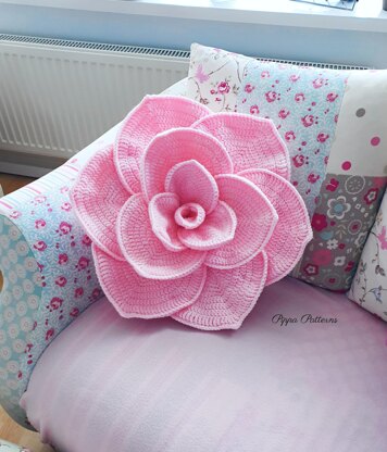 White clearance rose cushion