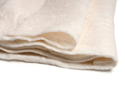 Hobbs Heirloom: Fusible Cotton Blend Wadding: 114cm x 152cm (Crib)