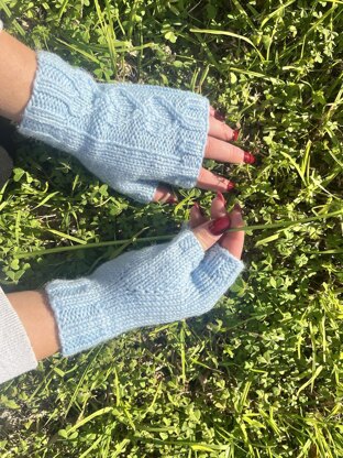 Heart in My Hand Mitts