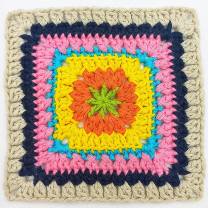 Constance Granny Square 8"