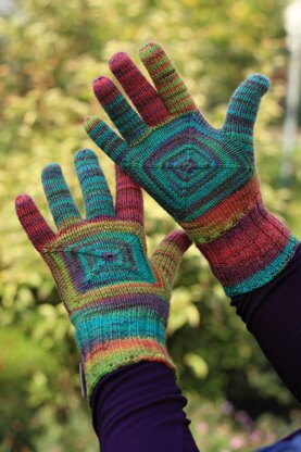 Squarepoint finger gloves