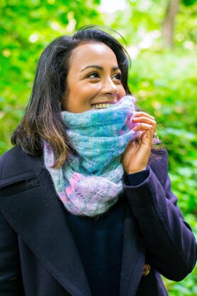 NORTHERN LIGHTS snood