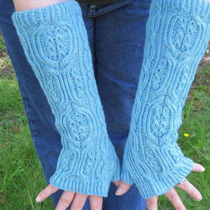 Kaizu Long Fingerless Mitts