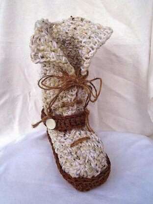 741 CROCHET BOOT SLIPPERS, Adult s, m, l