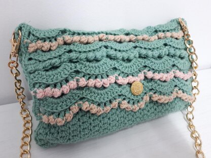 Pearls of the Sea Clutch