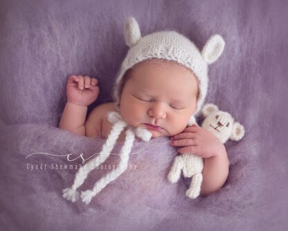 Fluffy Cub Bonnet