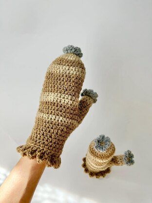 Flower point Mittens