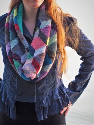 Tumbling Blocks Cowl (TBC)