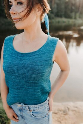 Summer waves tank top