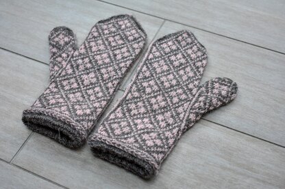 Sakura mittens