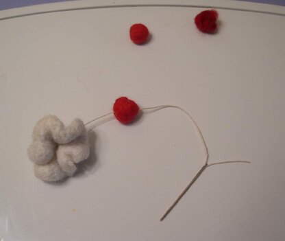 Felted Popcorn and Cranberry Garland