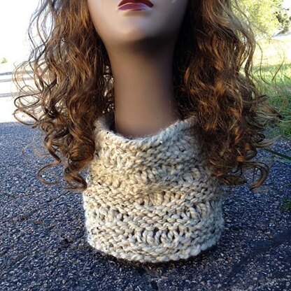 Cove Beach Cowl