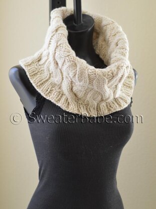 #120 Double Cabled Cowl