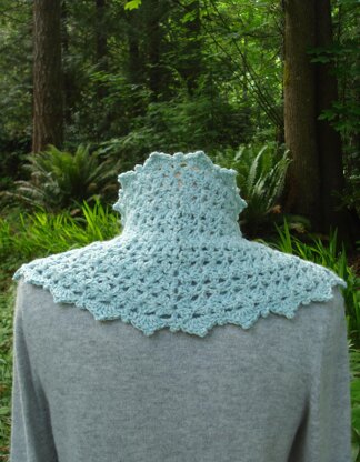 Oodles of Shells Pocket Scarf - PA-316