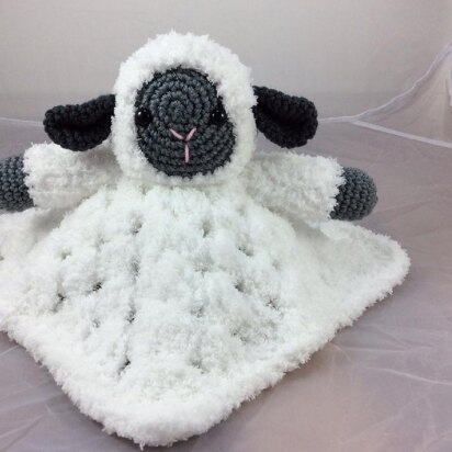 Lamb Lovey