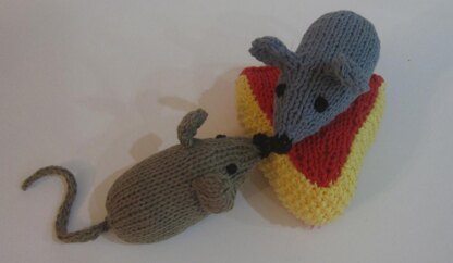 Easy Knit Mouse
