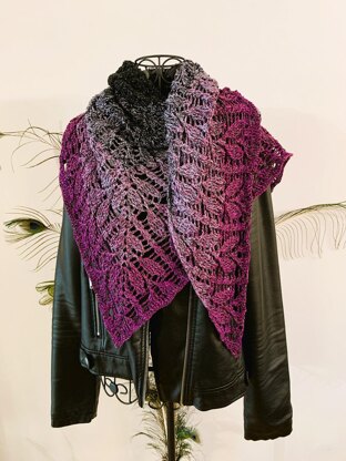 Triangular Scarf "Lytaia"