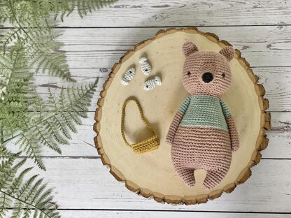 Benjamin the Bear Amigurumi