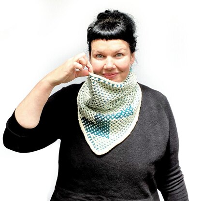 Kentia Cowl