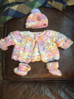 Inara’s baby sweater set