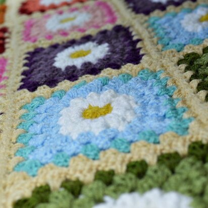 Daisy Granny Square